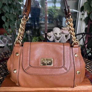 Michael Kors Delancy Brown Pebbled Leather Flap Gold Hardware Shoulder Bag EUC